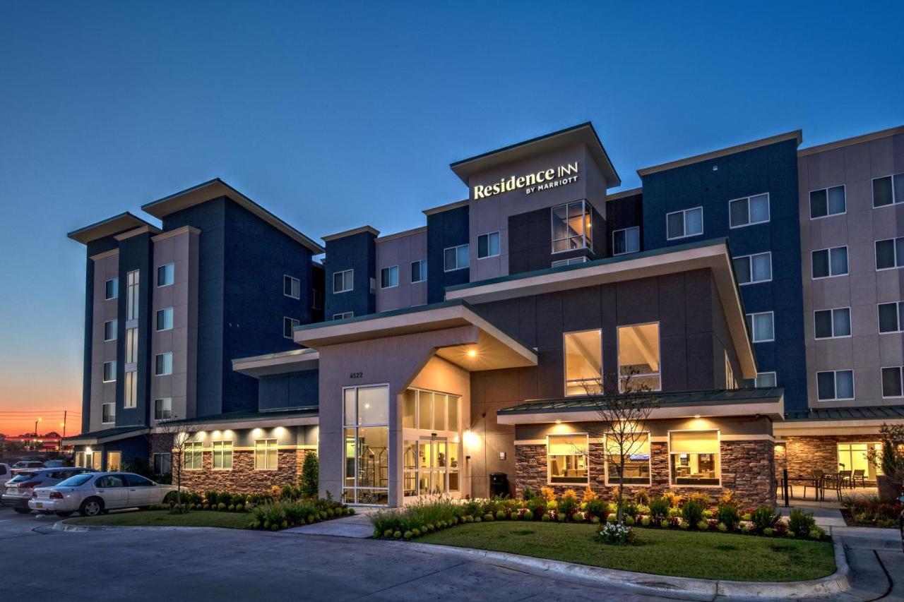 Residence Inn By Marriott Tulsa Midtown Exterior foto